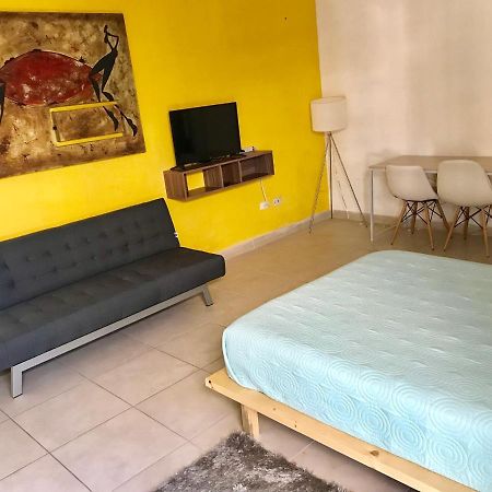 Jr Suite En Zona Residencial Linda Vista - Magnifica Ubicacion Y Tranquilidad. Monterrey Extérieur photo