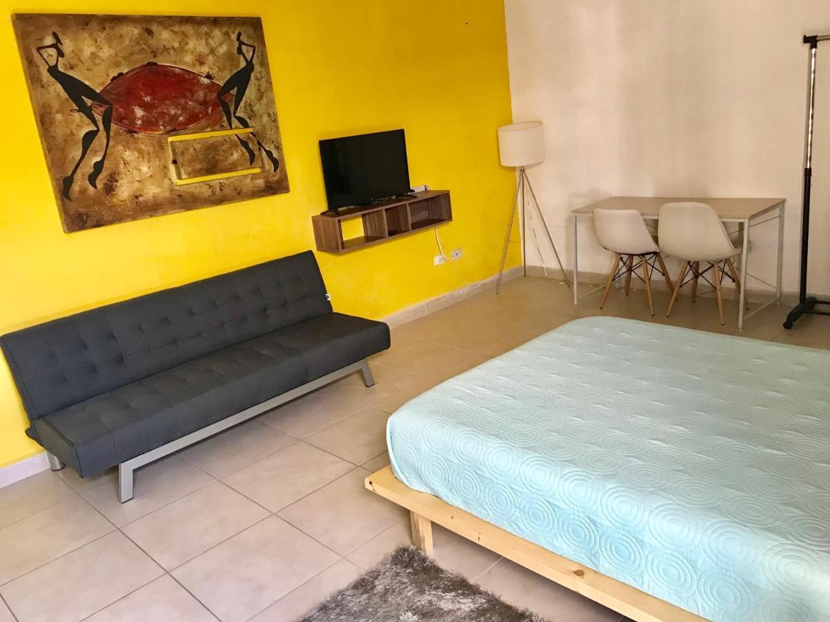 Jr Suite En Zona Residencial Linda Vista - Magnifica Ubicacion Y Tranquilidad. Monterrey Extérieur photo